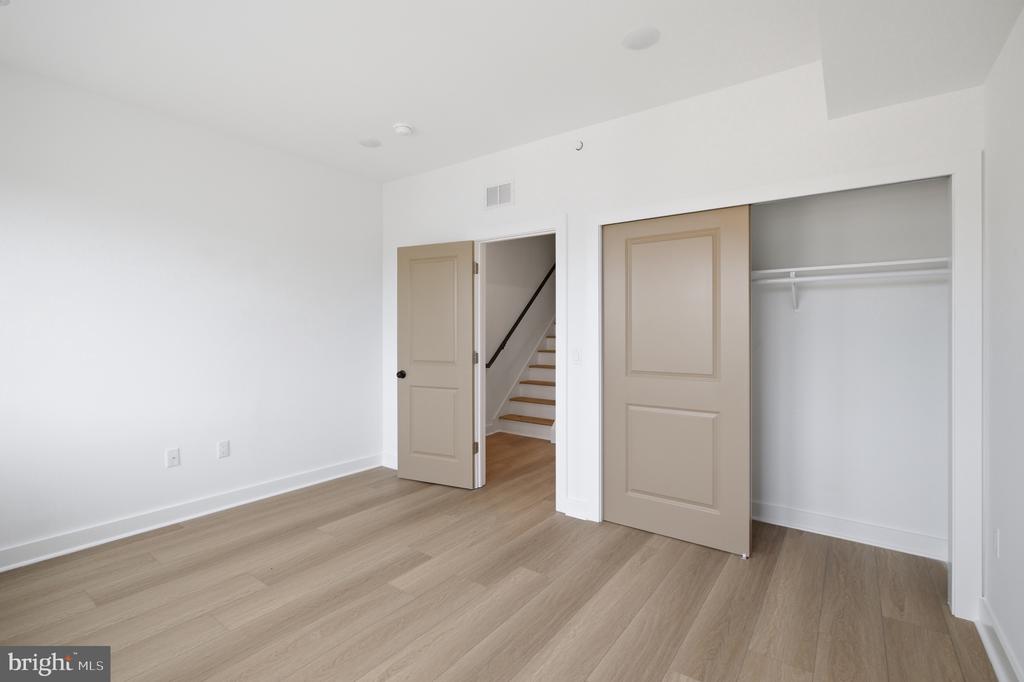 2503 N 12TH STREET 2
