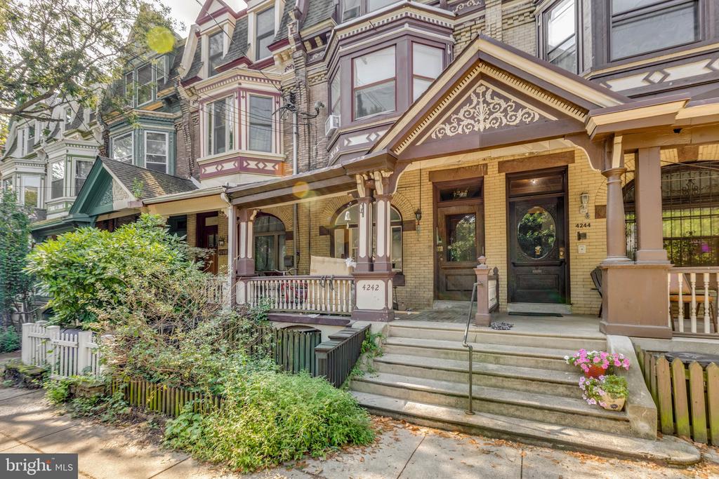4242 PINE STREET Unit: 1A