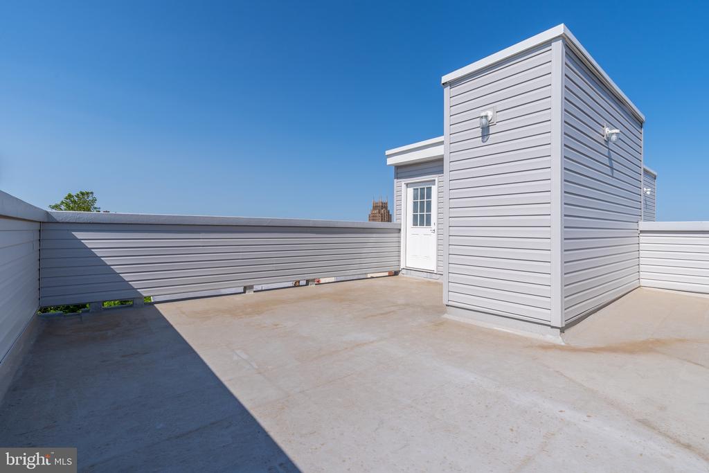2500 N MASCHER STREET 14