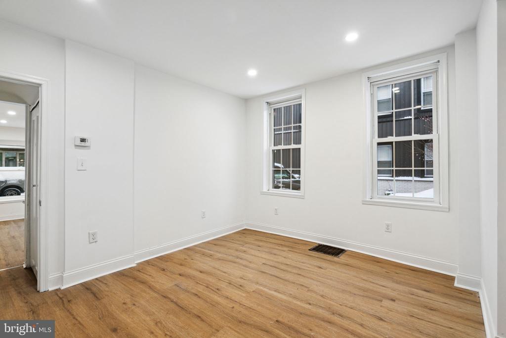 1821 MEMPHIS STREET Unit: 1