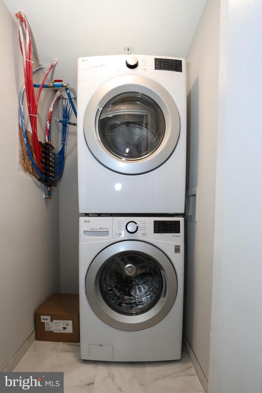 1825 E ATLANTIC STREET Unit: 105