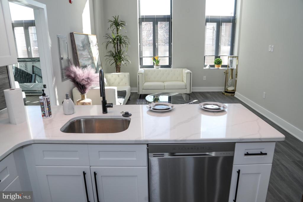 1849 E VENANGO STREET Unit: 105