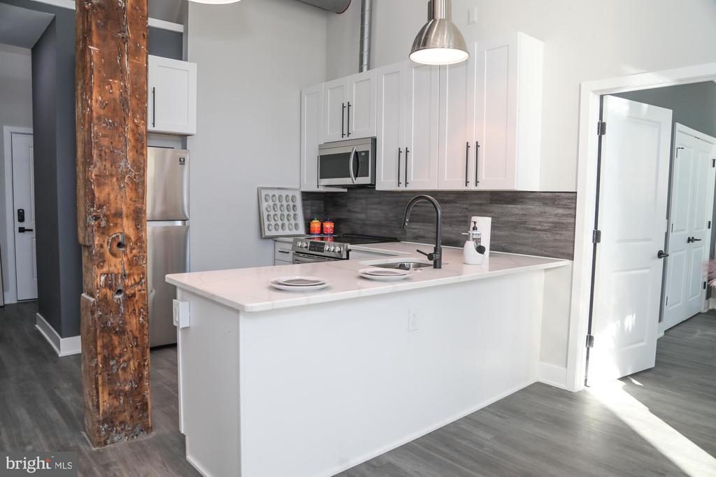 1849 E VENANGO STREET Unit: 105