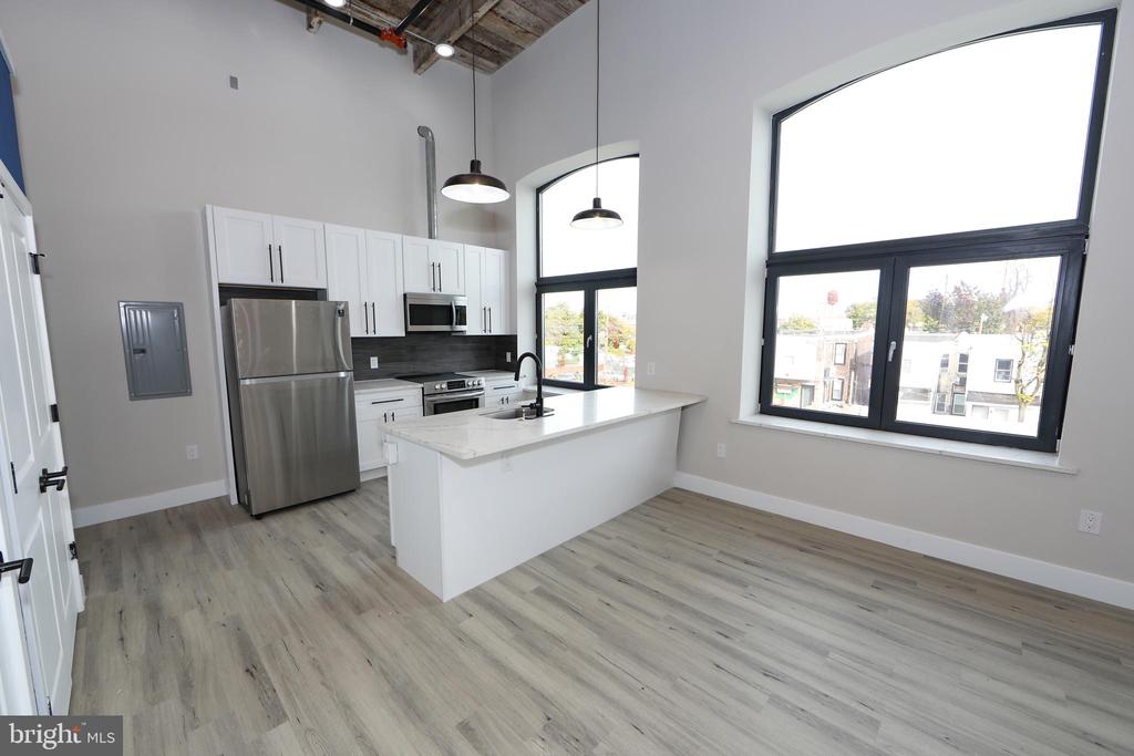 1849 E VENANGO STREET Unit: 206