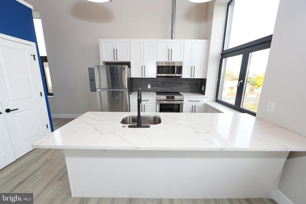 1849 E VENANGO STREET Unit: 206