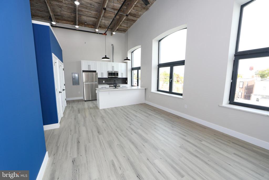 1849 E VENANGO STREET Unit: 206