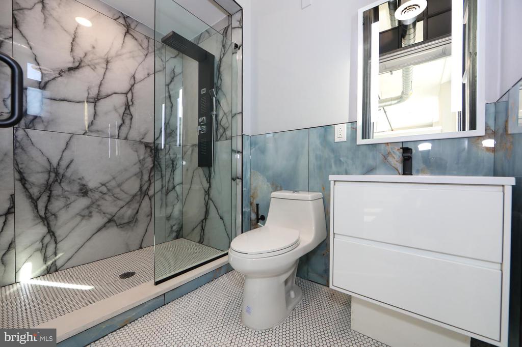 3701 FRANKFORD AVENUE Unit: 107