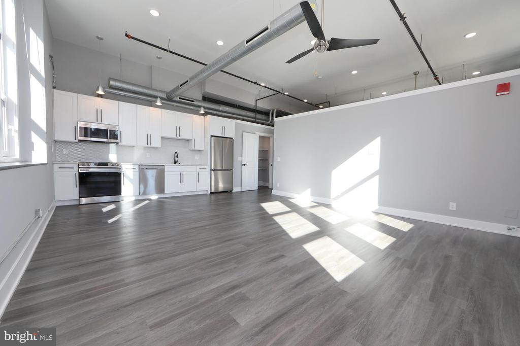 3701 FRANKFORD AVENUE Unit: 107