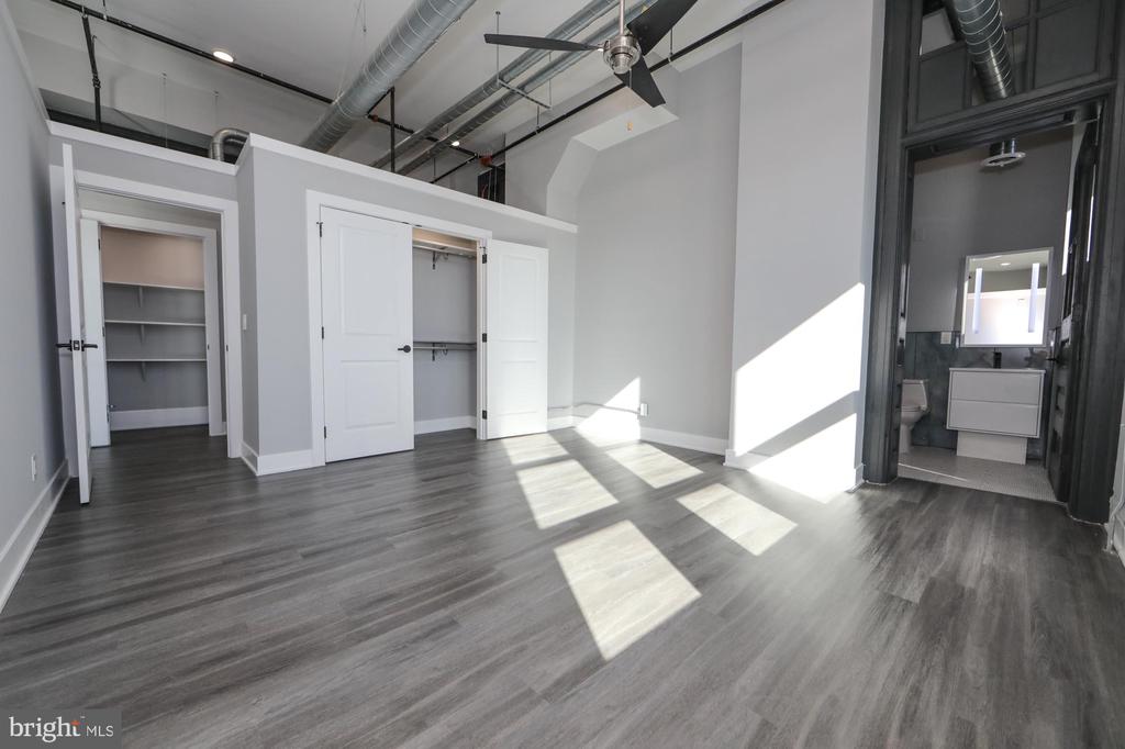 3701 FRANKFORD AVENUE Unit: 107