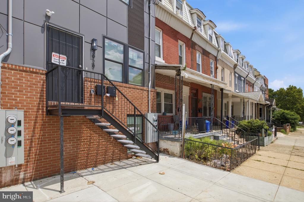 3931 FAIRMOUNT AVENUE Unit: 3