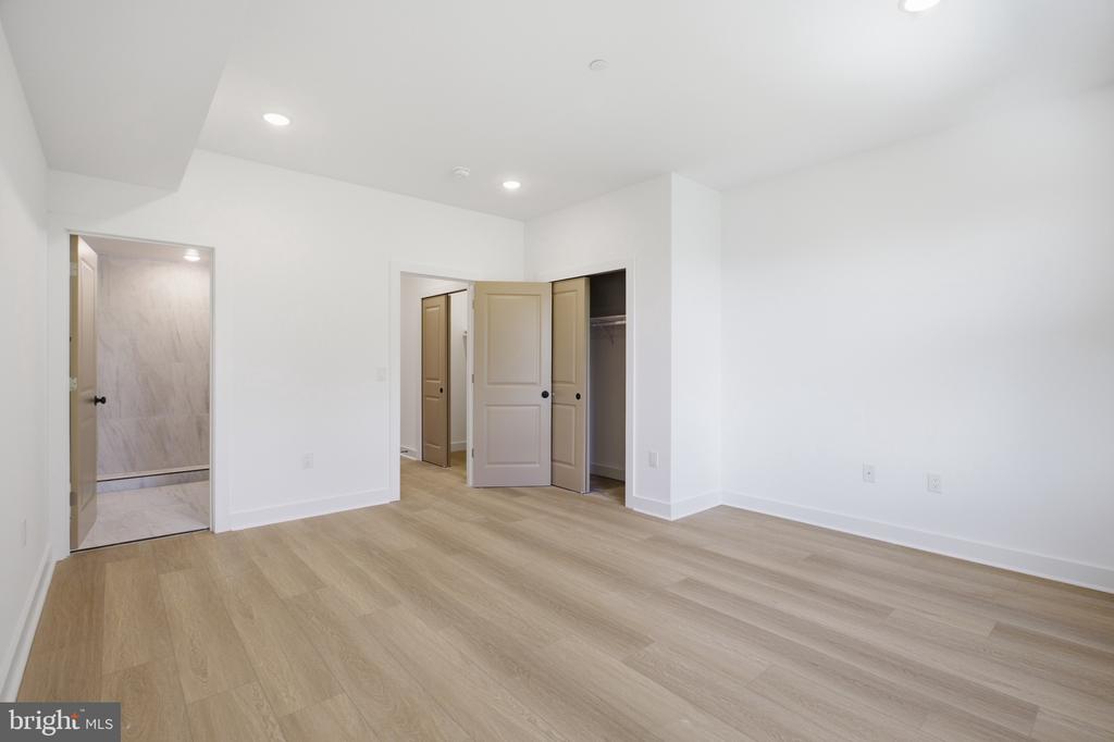 3931 FAIRMOUNT AVENUE Unit: 3