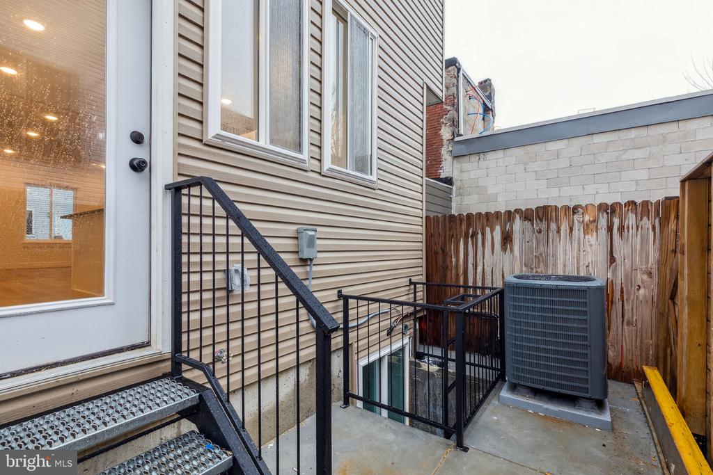 2023 N REESE STREET