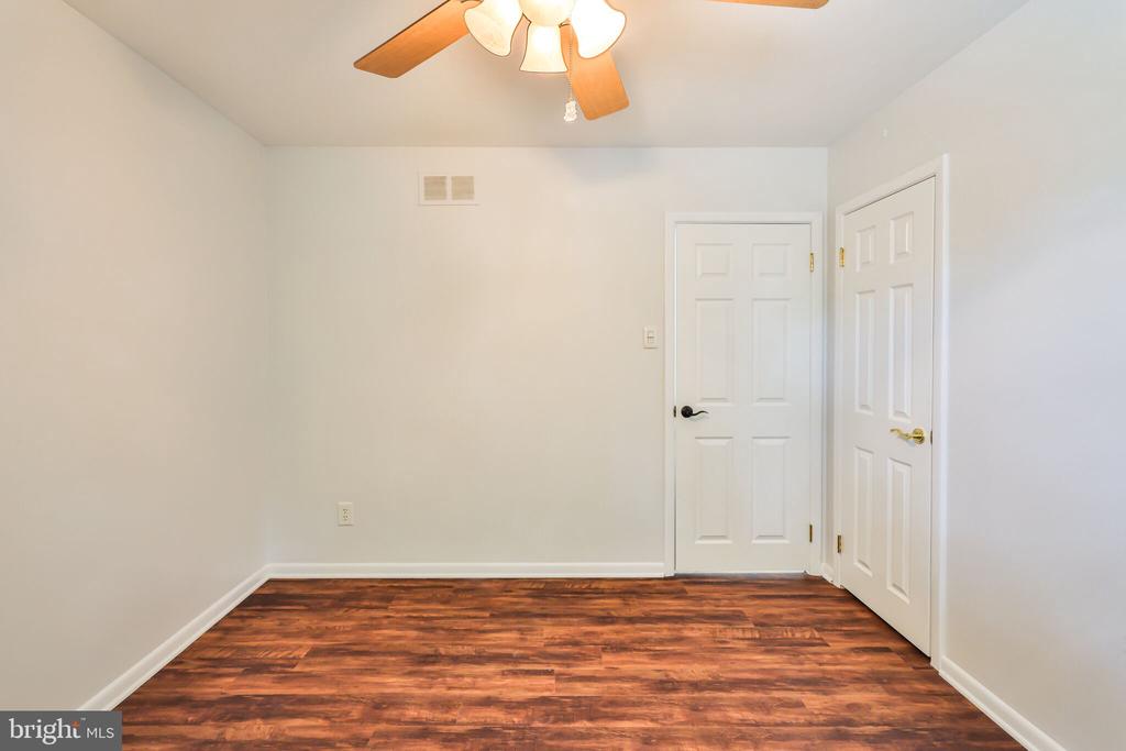 9898 WISTARIA STREET