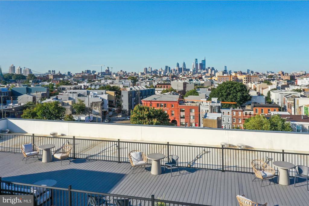 2120 E YORK STREET Unit: B406