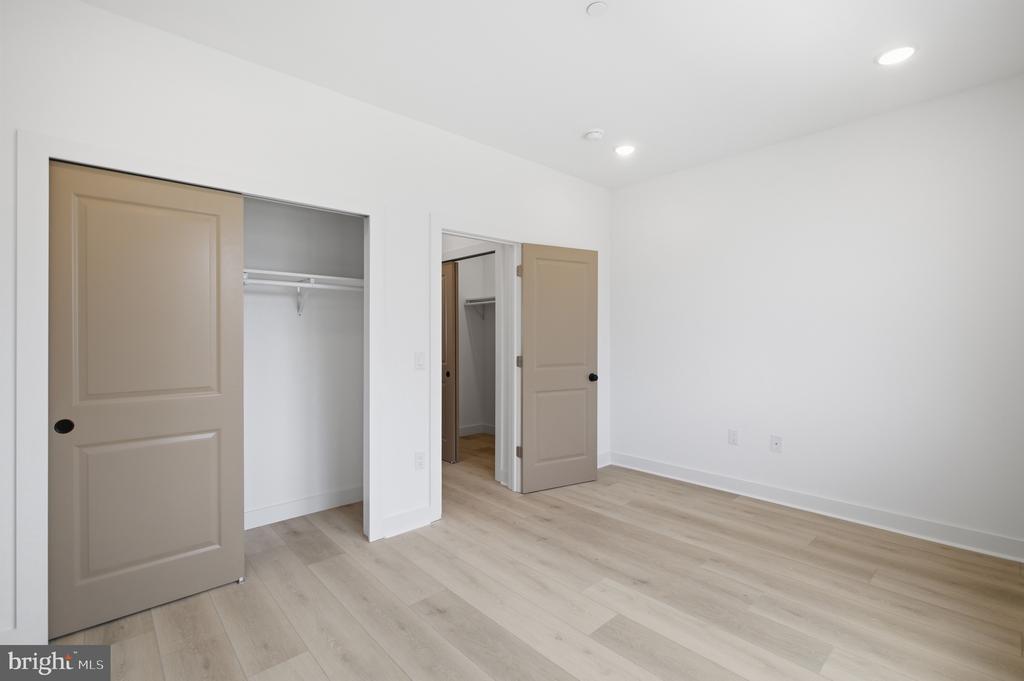2237 N 16TH STREET Unit: 2