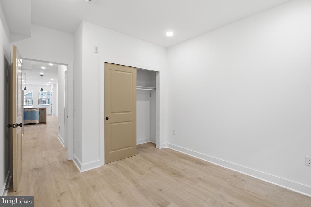 4312 PENNSGROVE STREET Unit: 1