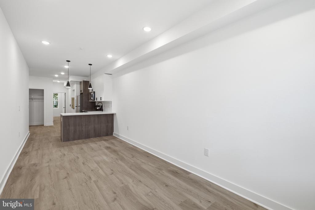 4312 PENNSGROVE STREET Unit: 1