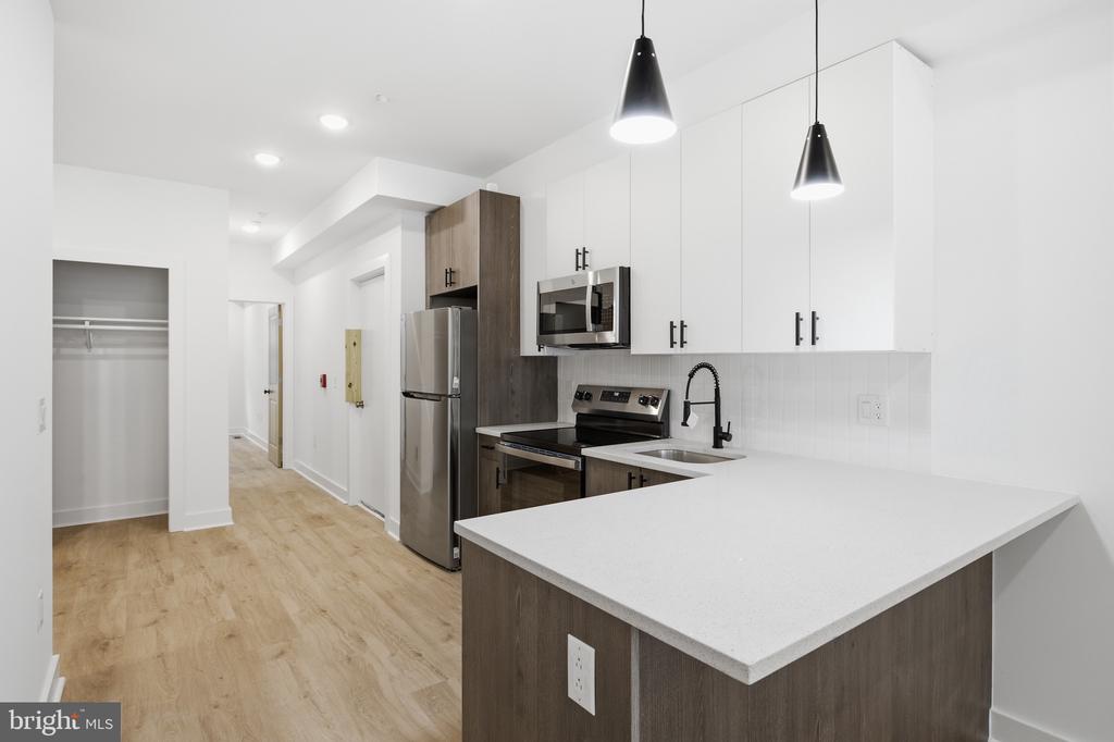4312 PENNSGROVE STREET Unit: 1