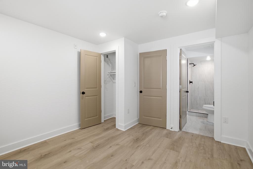 4312 PENNSGROVE STREET Unit: 1