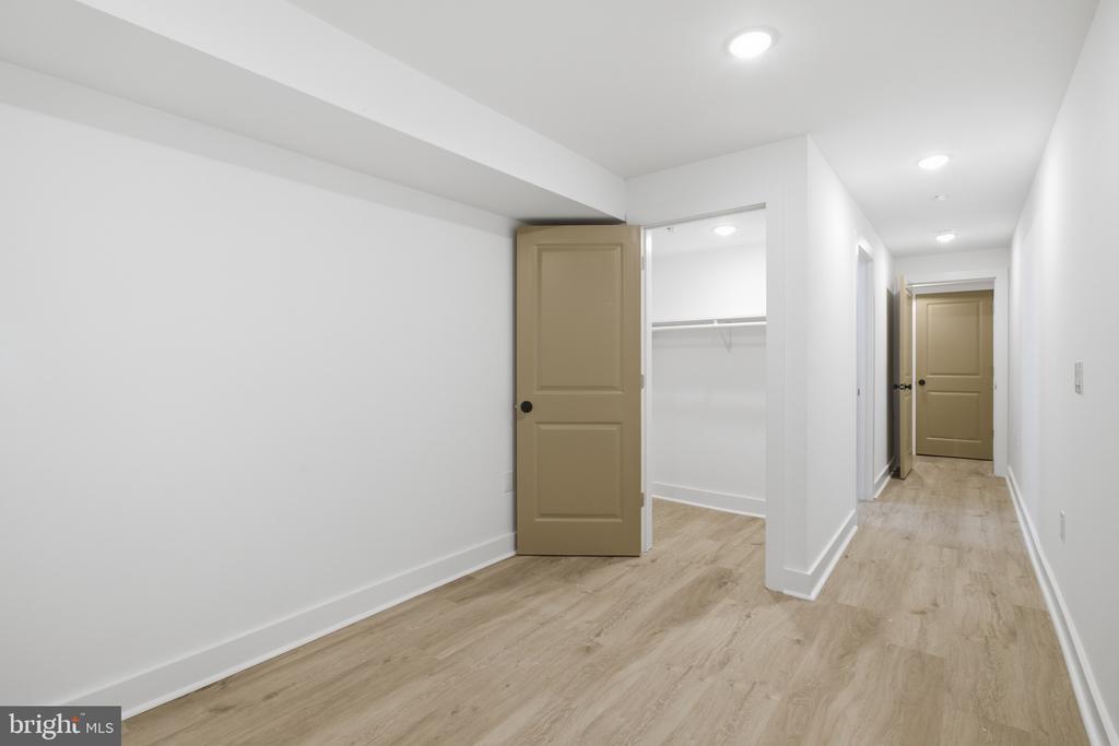 4312 PENNSGROVE STREET Unit: 1