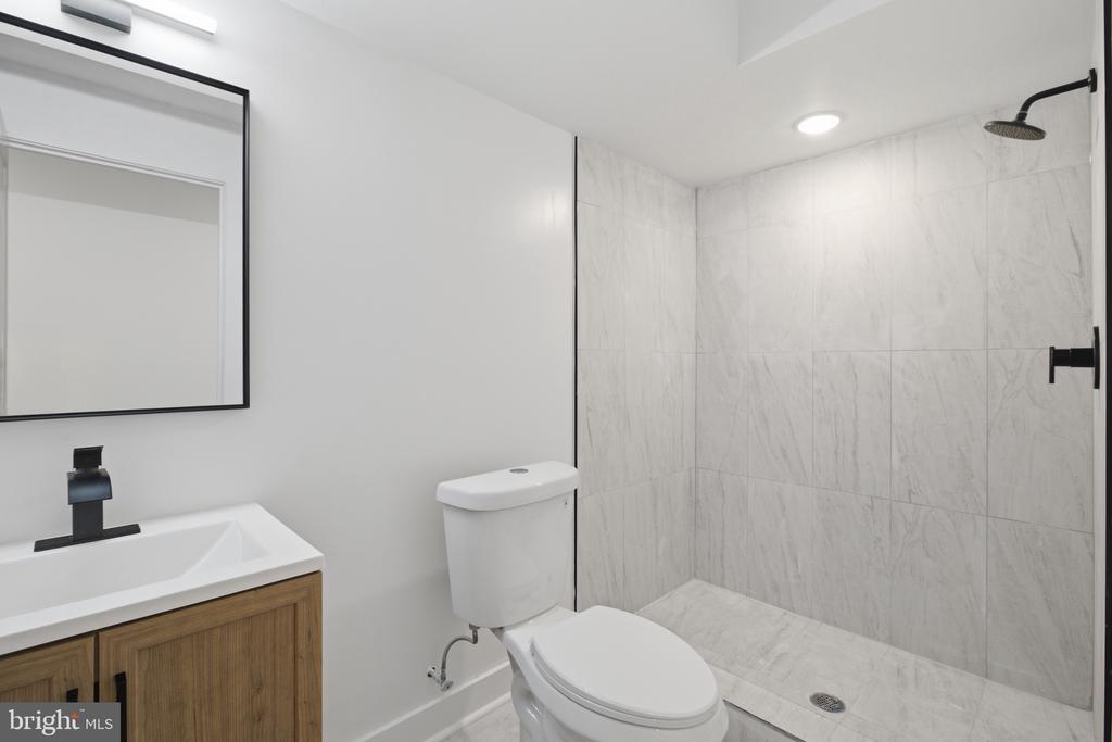 4312 PENNSGROVE STREET Unit: 1