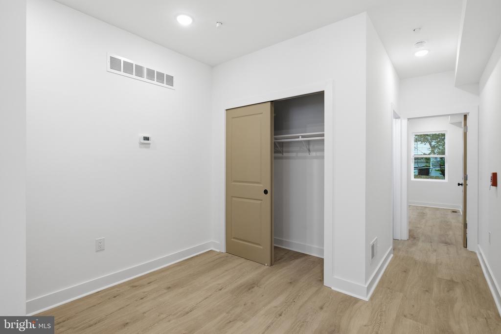 4312 PENNSGROVE STREET Unit: 1