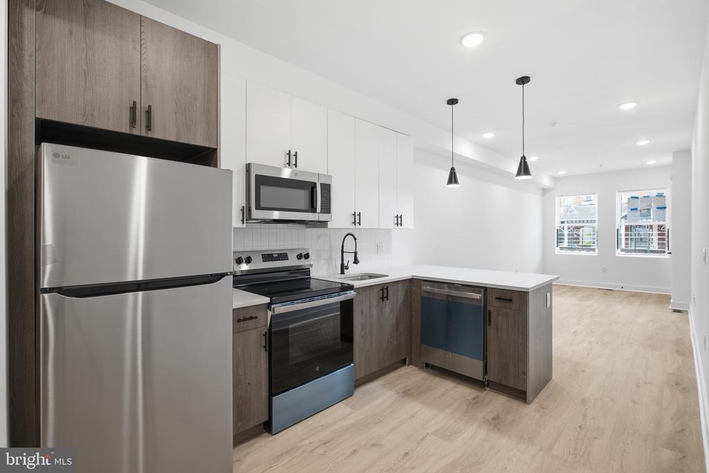 4312 PENNSGROVE STREET Unit: 1