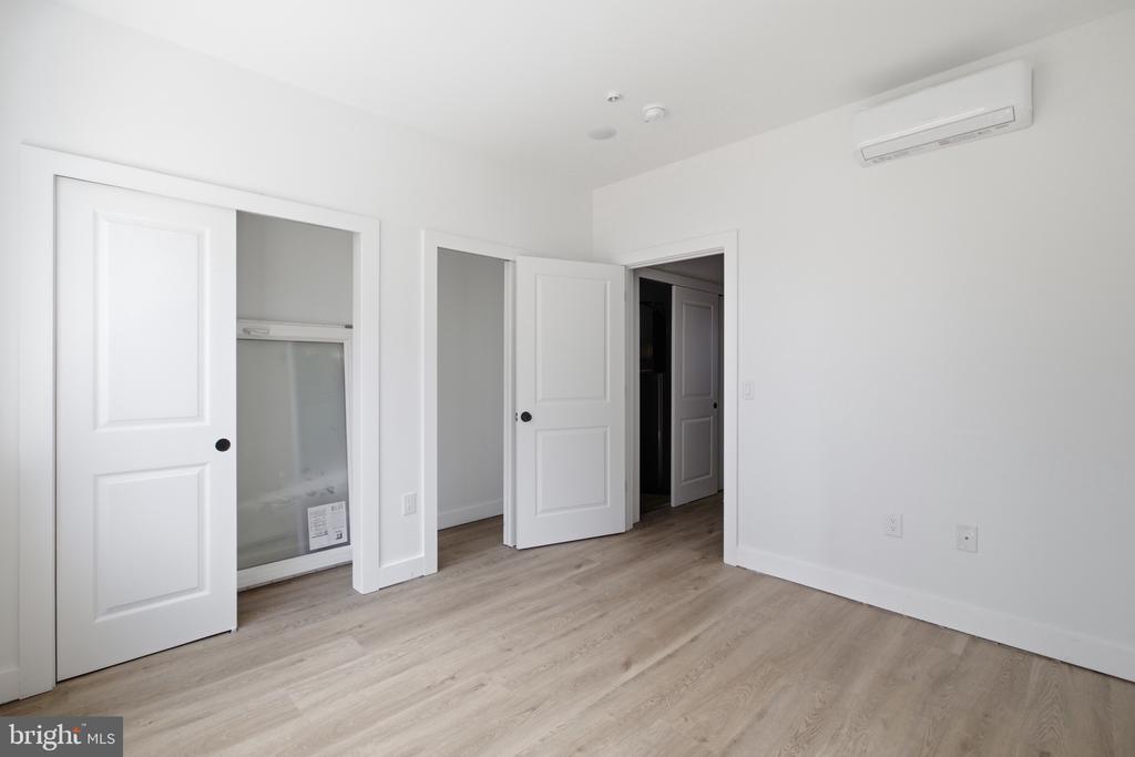 613 N BROOKLYN STREET Unit: 5