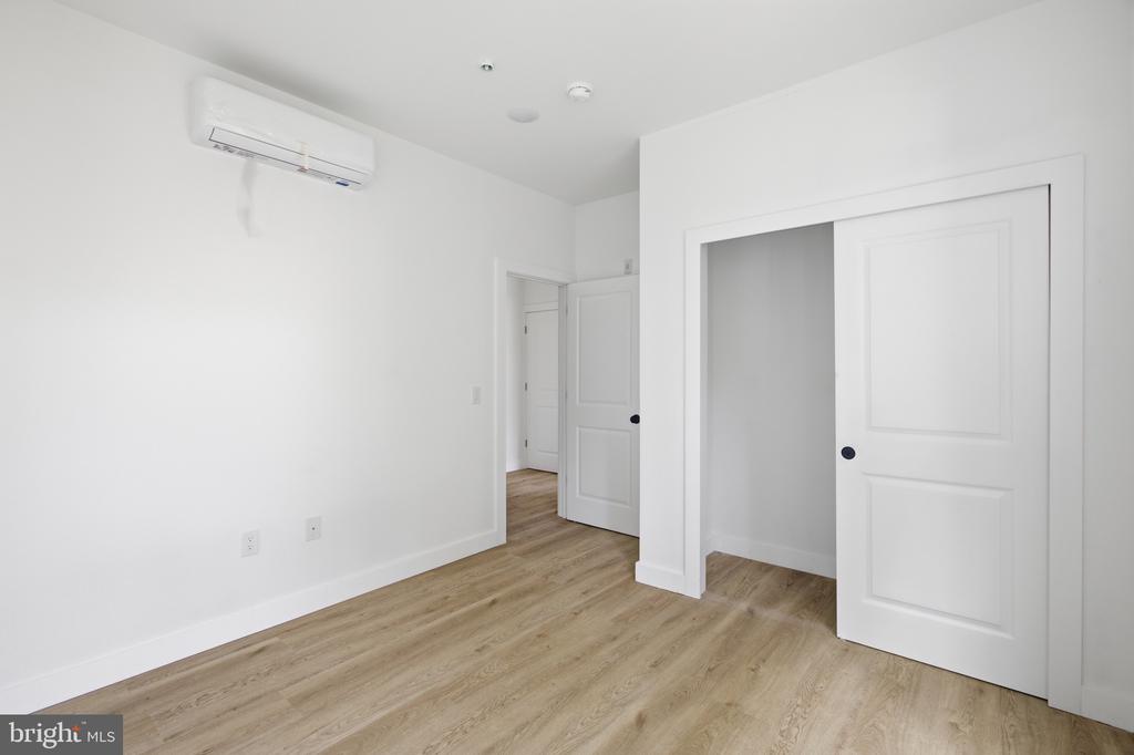 613 N BROOKLYN STREET Unit: 11