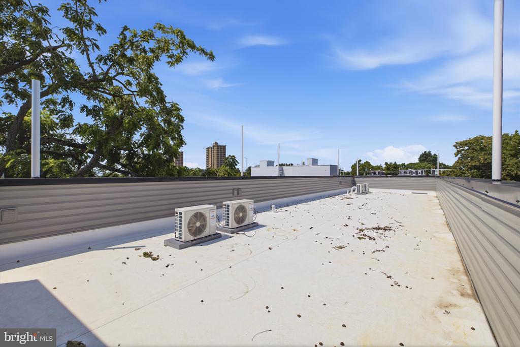613 N BROOKLYN STREET Unit: 12