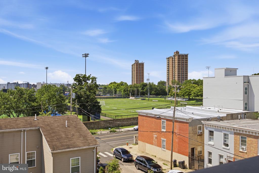 613 N BROOKLYN STREET Unit: 13