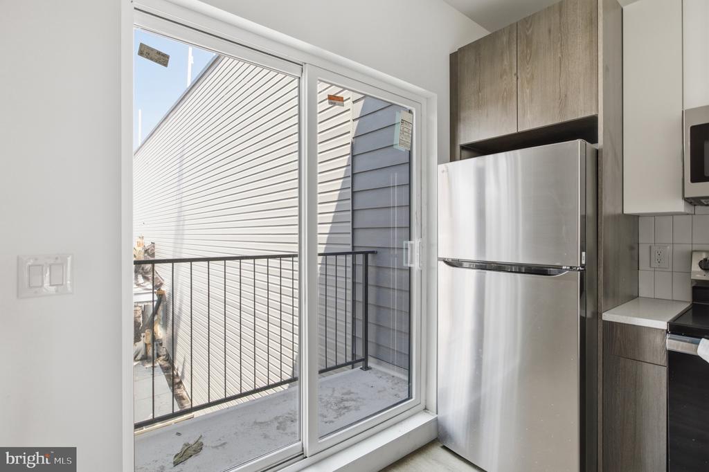 613 N BROOKLYN STREET Unit: 13