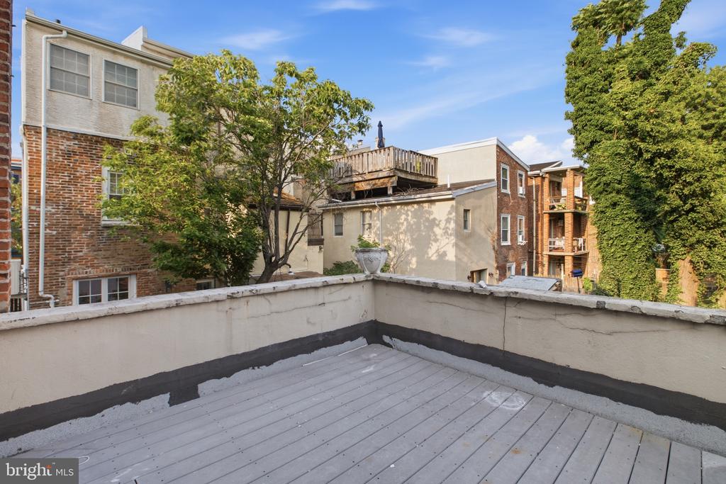 747 S 2ND STREET Unit: 2