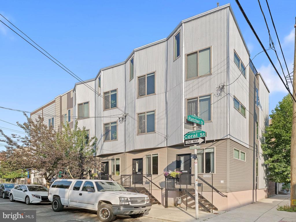 2225 CORAL STREET