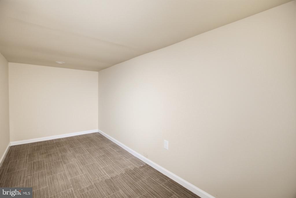 632 W CUMBERLAND STREET Unit: 1