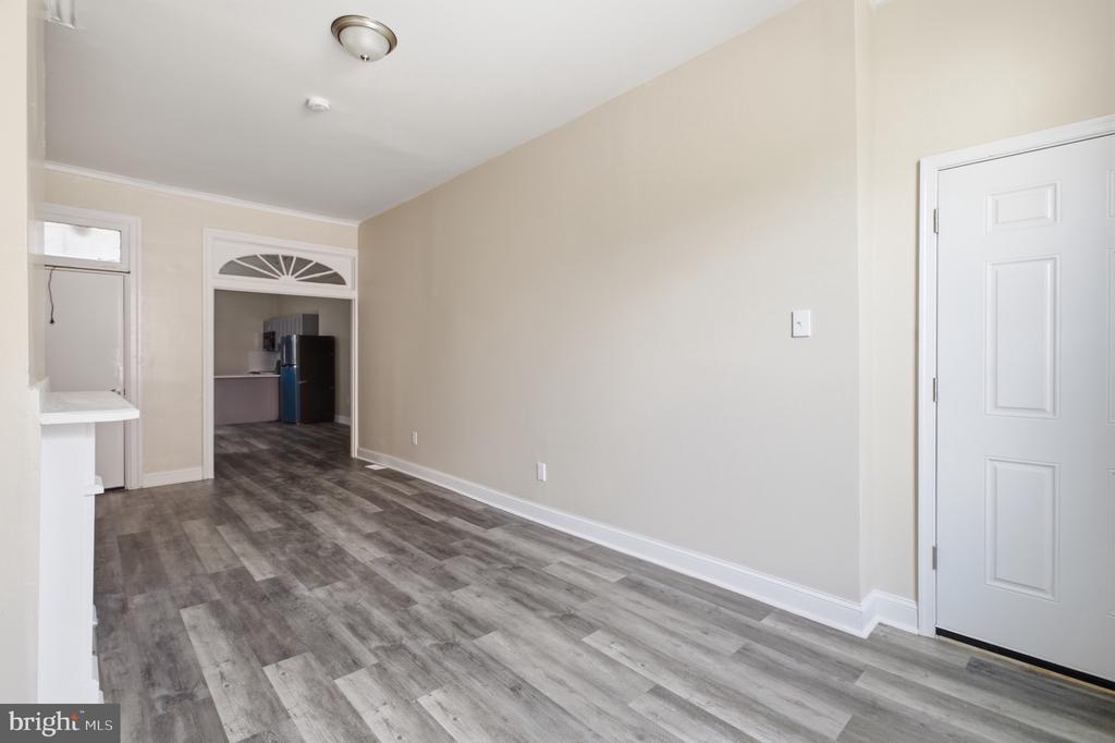 632 W CUMBERLAND STREET Unit: 1