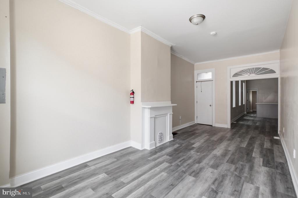 632 W CUMBERLAND STREET Unit: 1