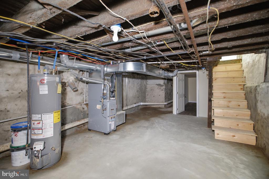632 W CUMBERLAND STREET Unit: 1