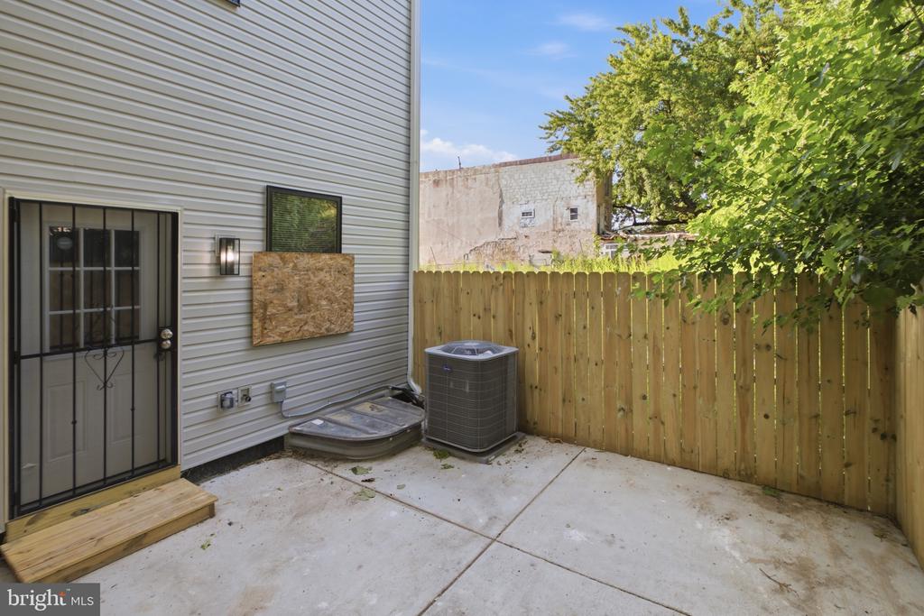 2322 N 5TH STREET Unit: A