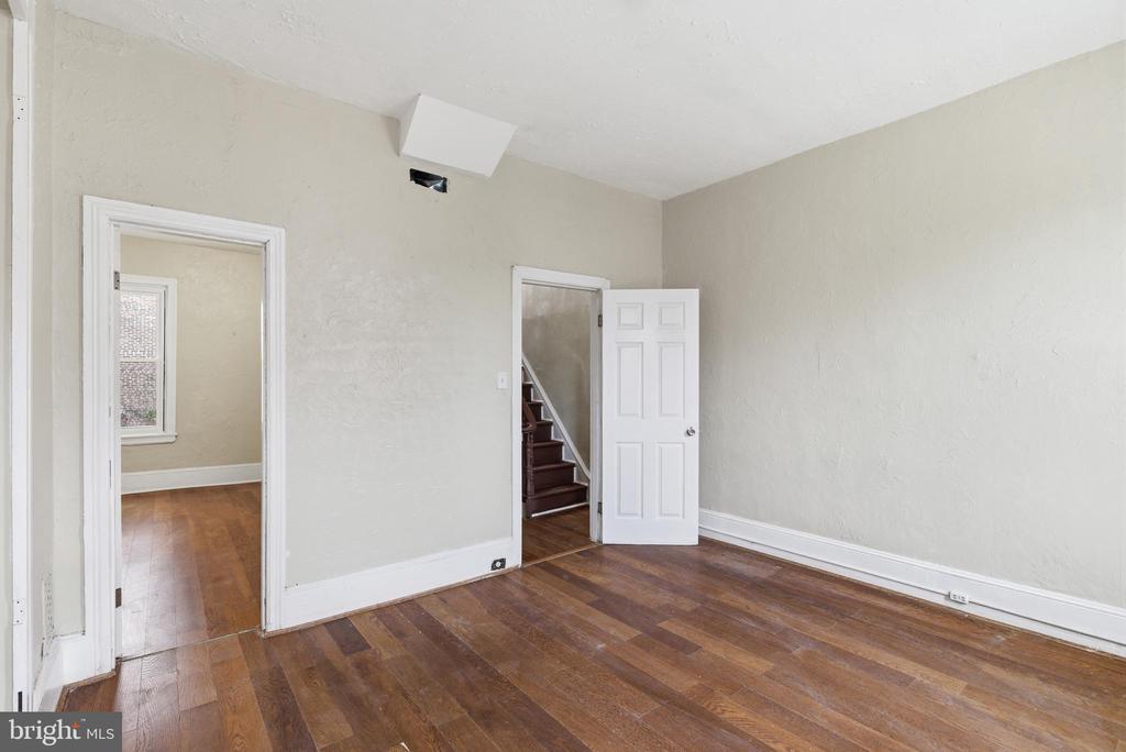 632 W CUMBERLAND STREET Unit: 2