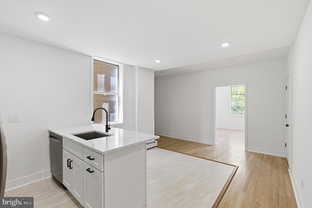 5939 DREXEL ROAD Unit: CARRIAGE
