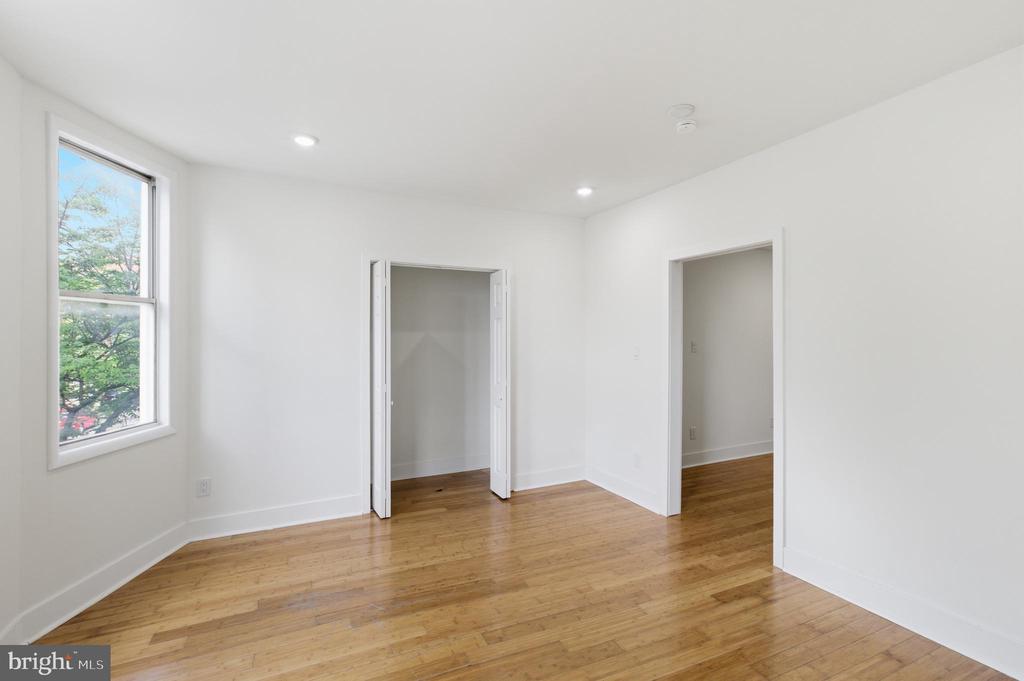 5939 DREXEL ROAD Unit: CARRIAGE