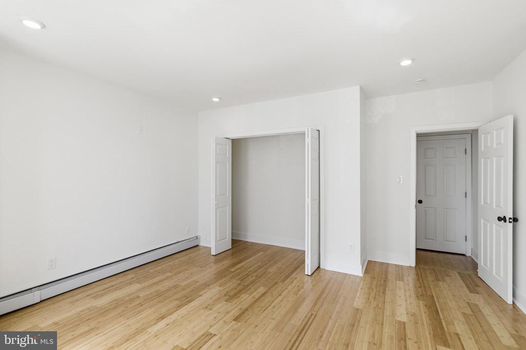 5939 DREXEL ROAD Unit: CARRIAGE