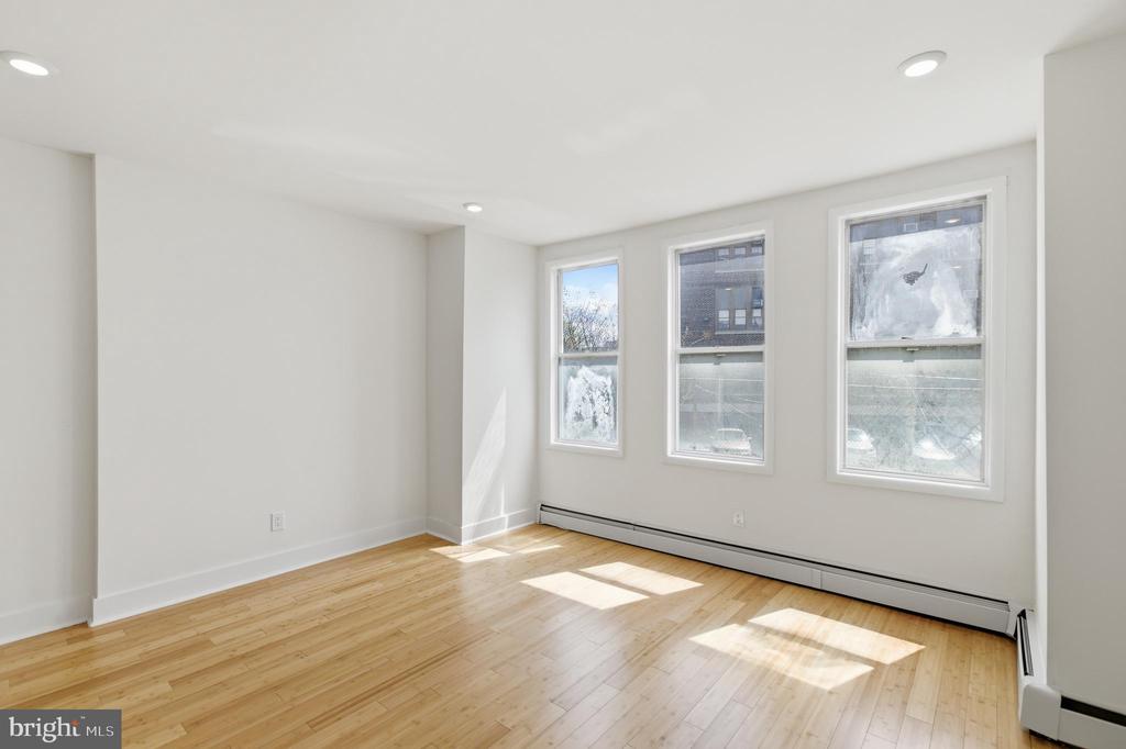 5939 DREXEL ROAD Unit: CARRIAGE