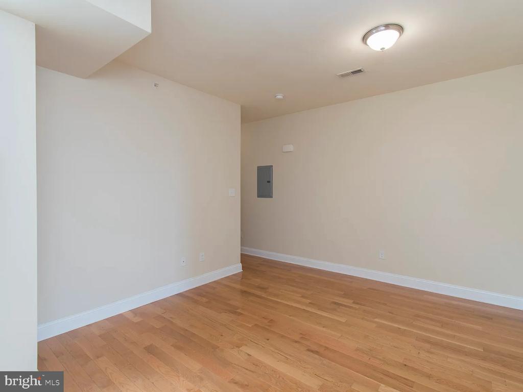 1929 N GRATZ STREET Unit: 2