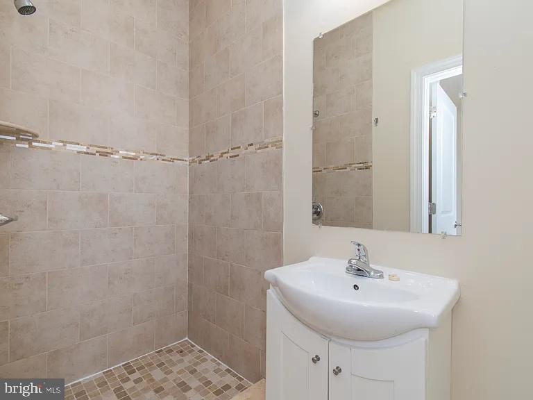 1929 N GRATZ STREET Unit: 2