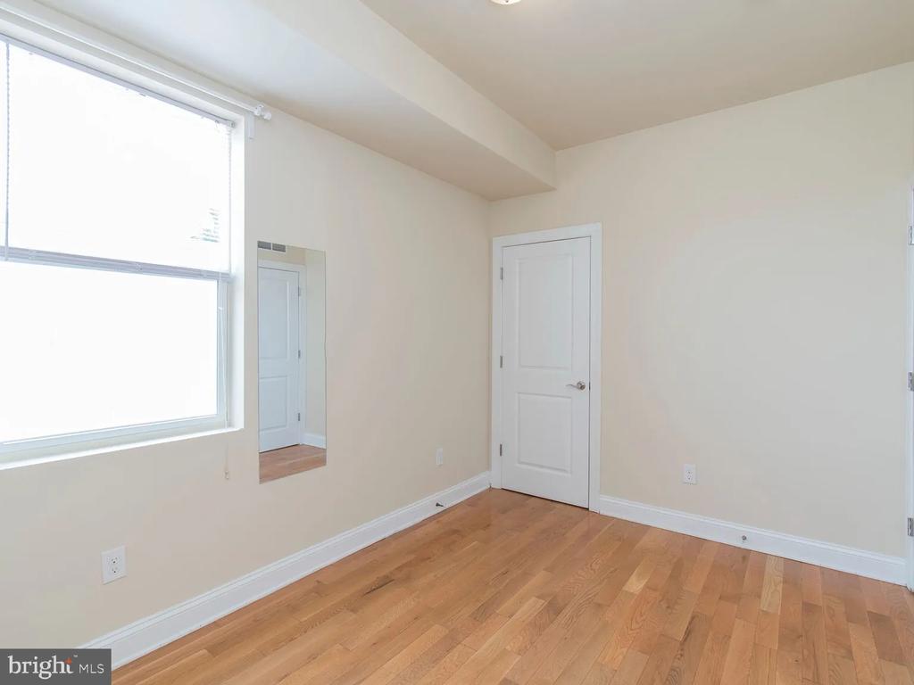 1929 N GRATZ STREET Unit: 2