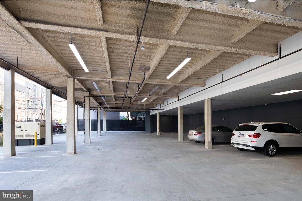 2120 E YORK STREET Unit: B503