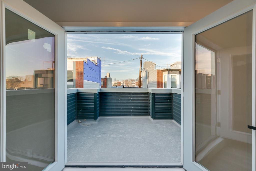 614 HOFFMAN STREET