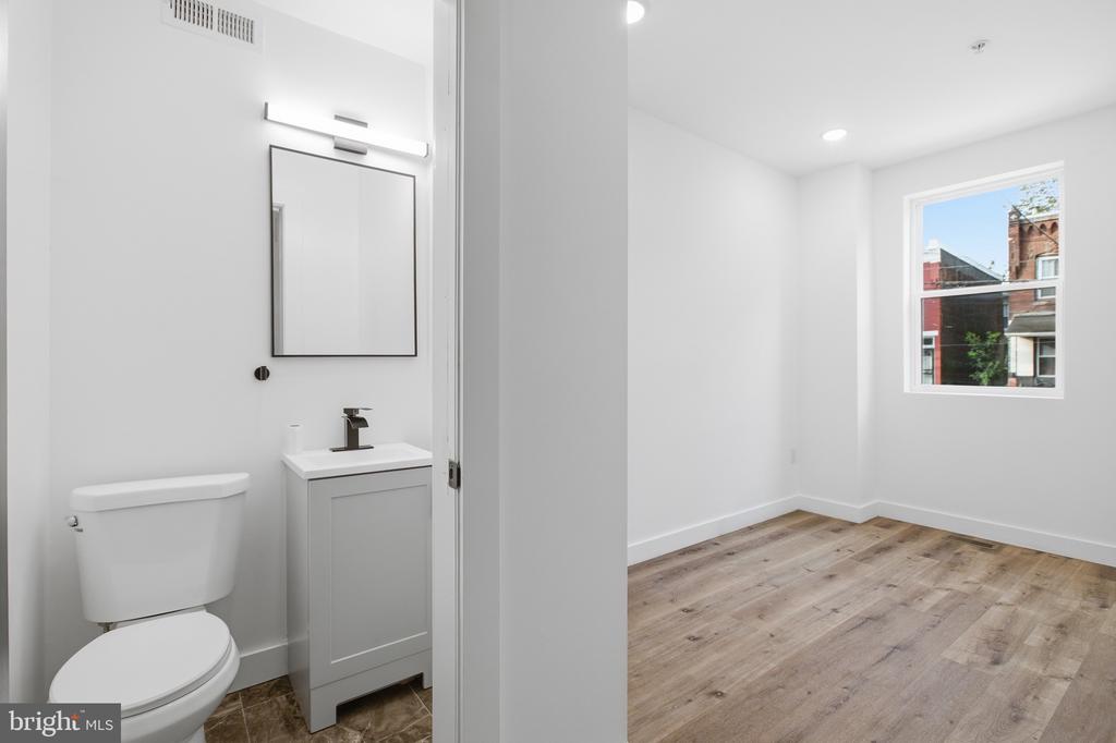 4243 MANTUA AVENUE Unit: A